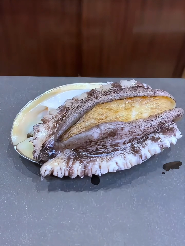 寻味海中珍宝:鲍鱼盖饭的制作与享受