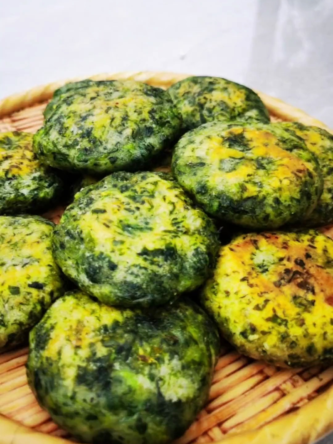 春天正是吃野菜的季节,今天做了清明菜粑粑你们喜欢吗?