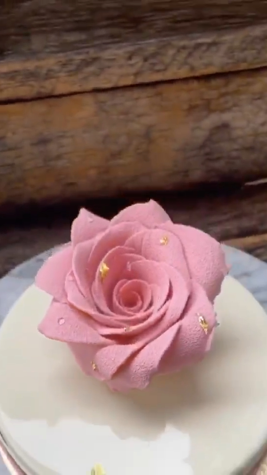 超高颜值粉色玫瑰蛋糕丨王森西点带你学蛋糕