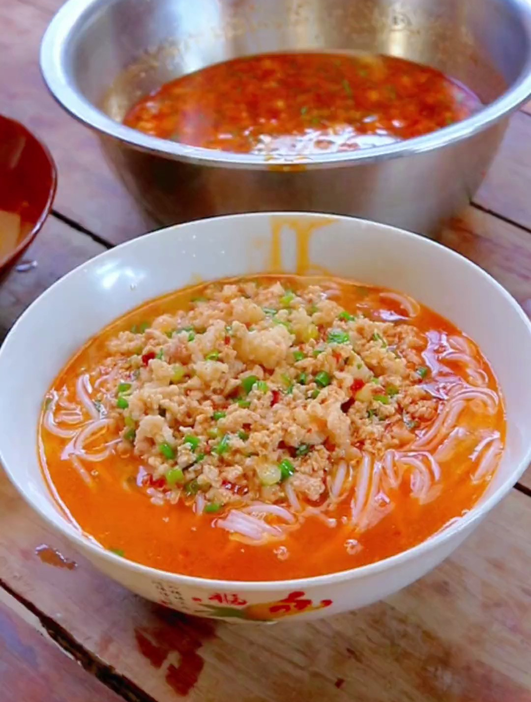 早餐花几分钟做一碗肉末汤粉,做法简单又好吃