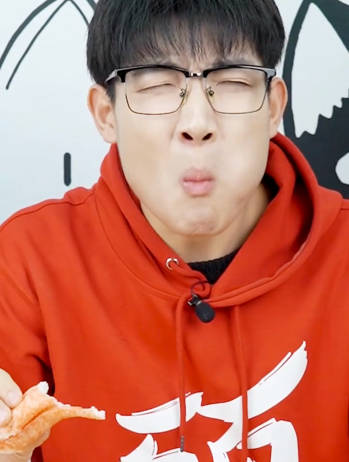 你们还想看我挑战一块钱吃什么?