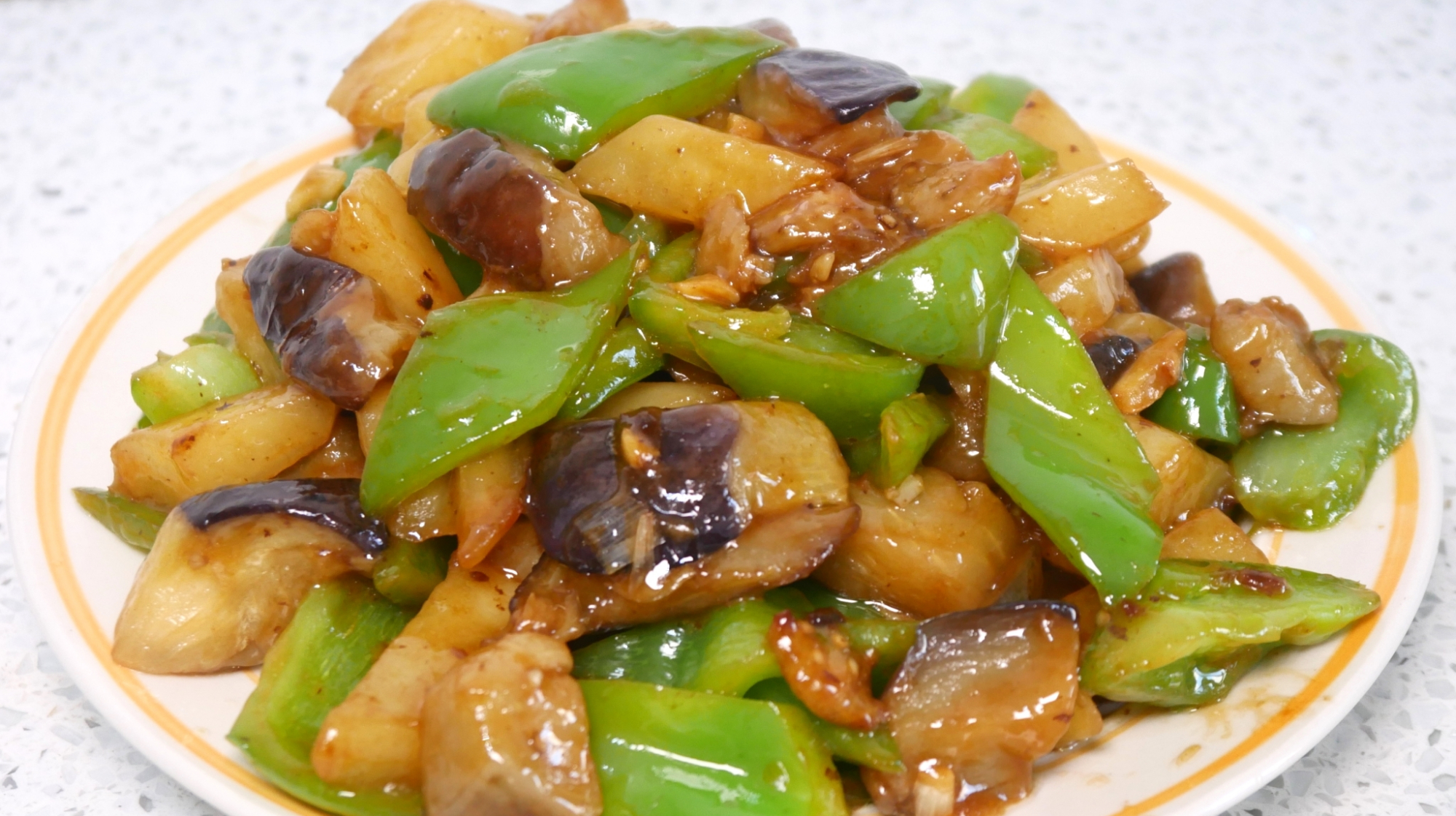 地三鲜家常做法,下锅前多两个步骤,鲜香美味,比大饭店做的还香