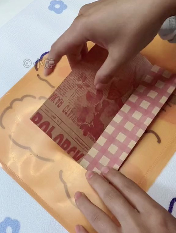 这个蝴蝶戒指太好看了,老姐妹来学,学会了再用小纸折戒指!