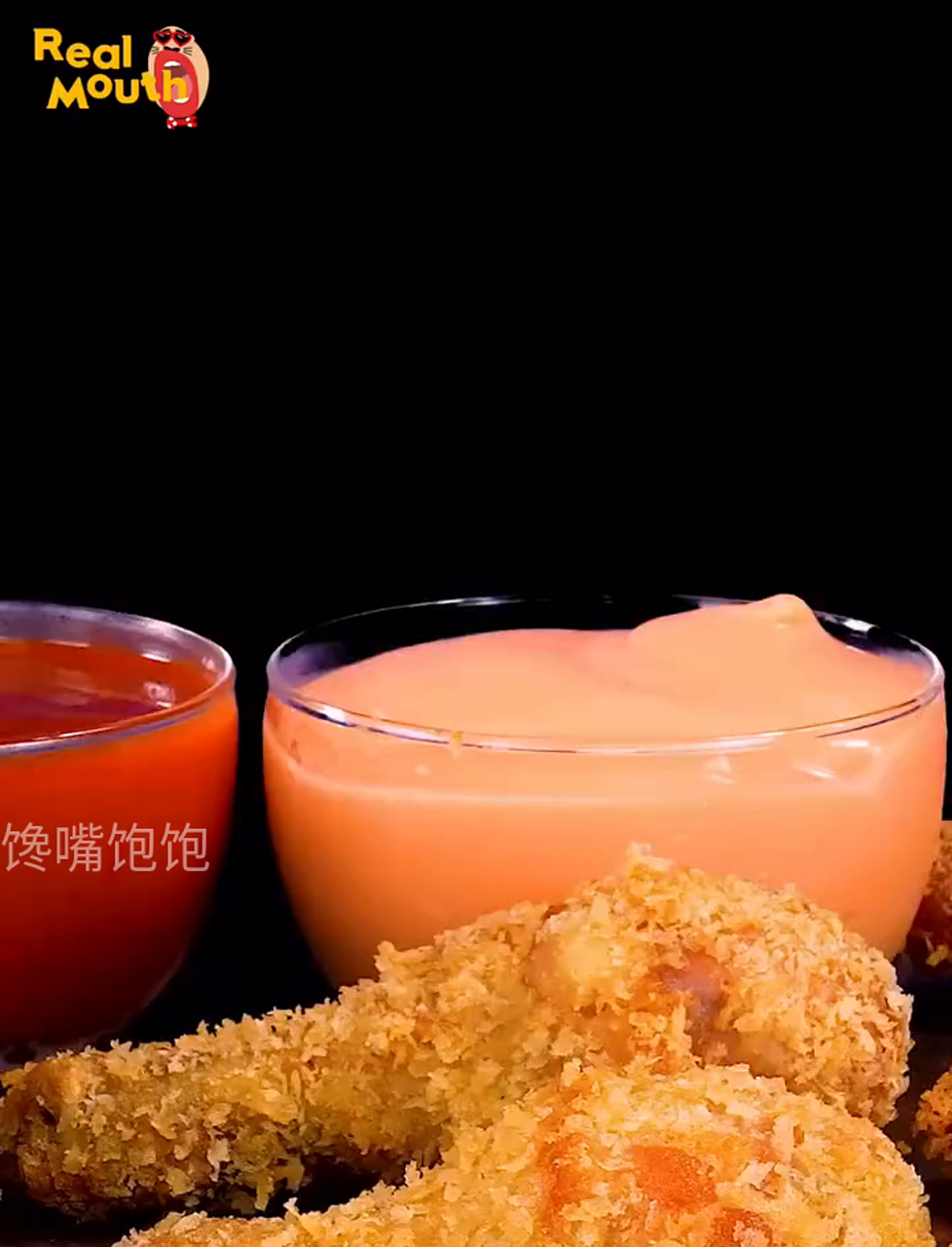 嘴哥大快朵颐炸鸡薯条汉堡,来源:ins