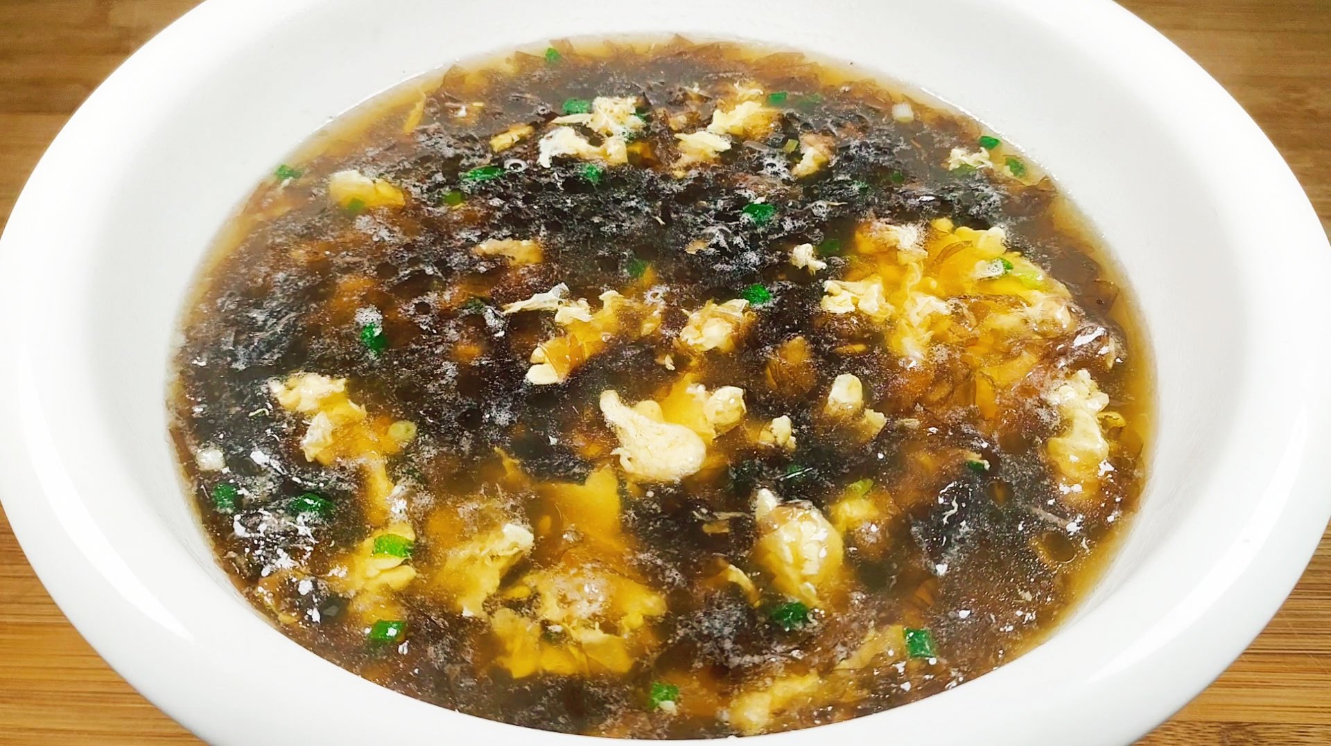 紫菜鸡蛋汤,不要直接倒入鸡蛋,教你一招,蛋花漂亮又美味