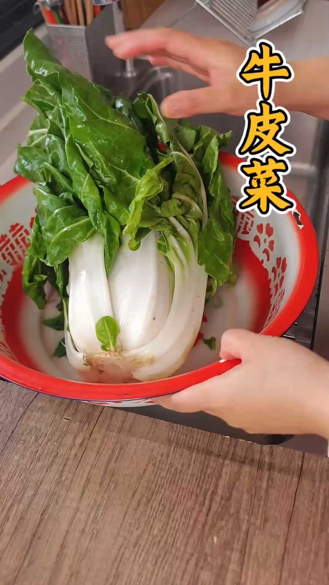 回锅才是灵魂!牛皮菜配白米饭,四川人都懂