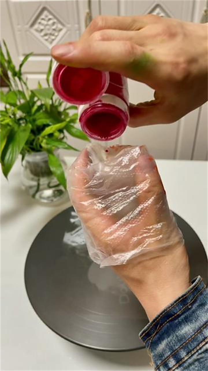 卡通小兔子蛋糕教程,裱花蛋糕