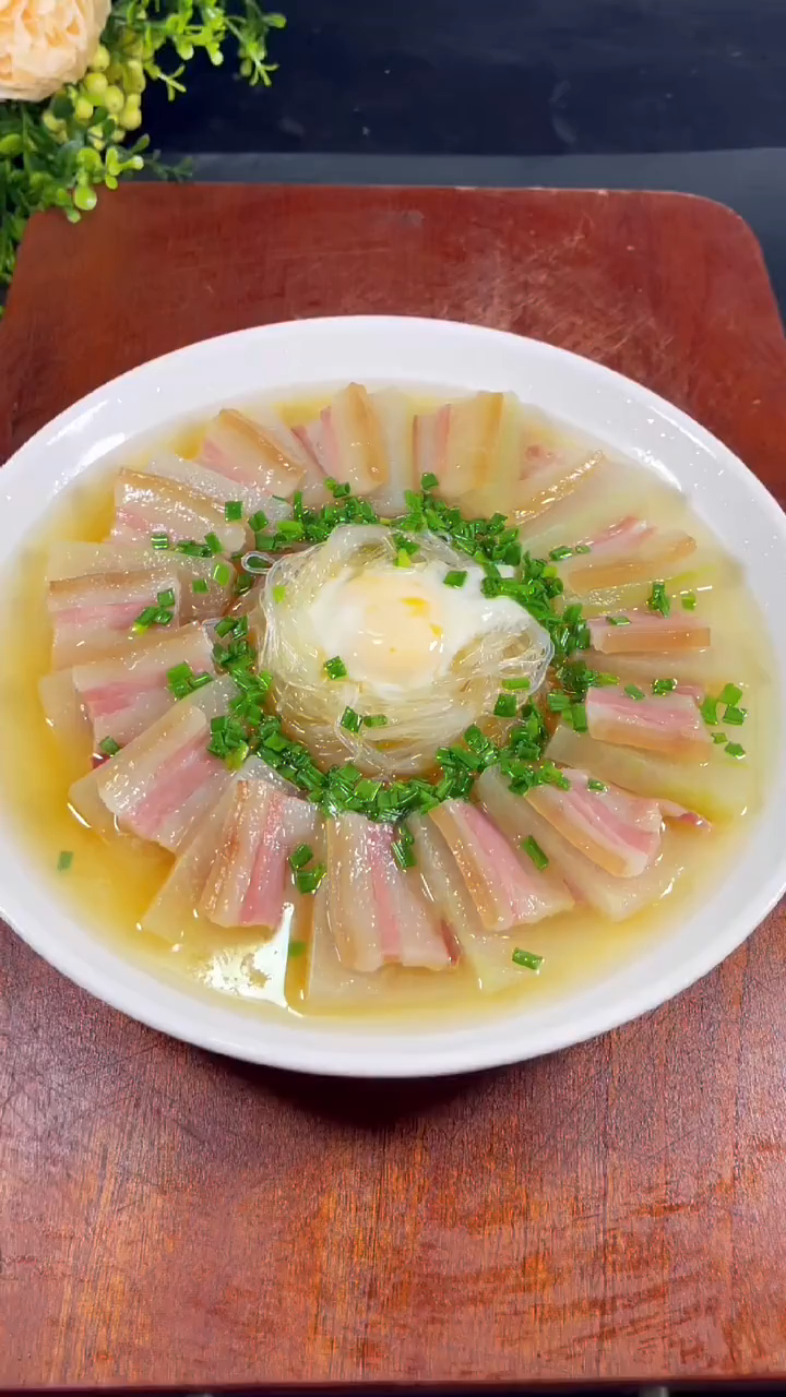 葱油冬瓜蒸五花肉片味道真是绝绝子,你爱吗