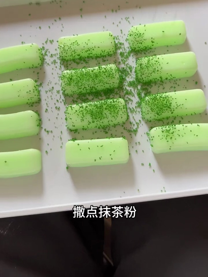 我的年糕捏捏长绿毛了