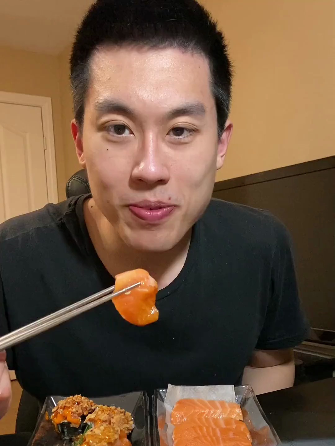 这样的寿司和刺身大口吃太过瘾啦!