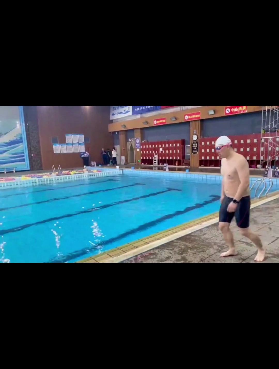 大鲨鱼健身游泳馆明天开始营业