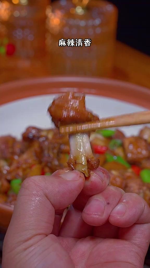 青花椒鸡的详细做法