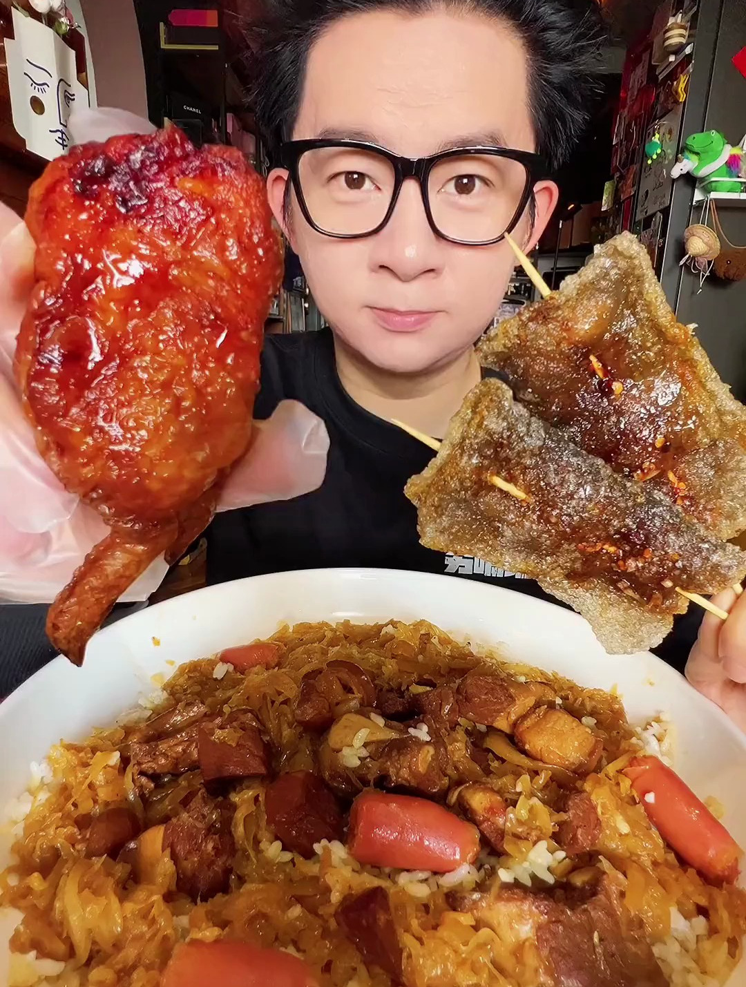 红烧肉排骨饭 鸡翅包饭烤苕皮