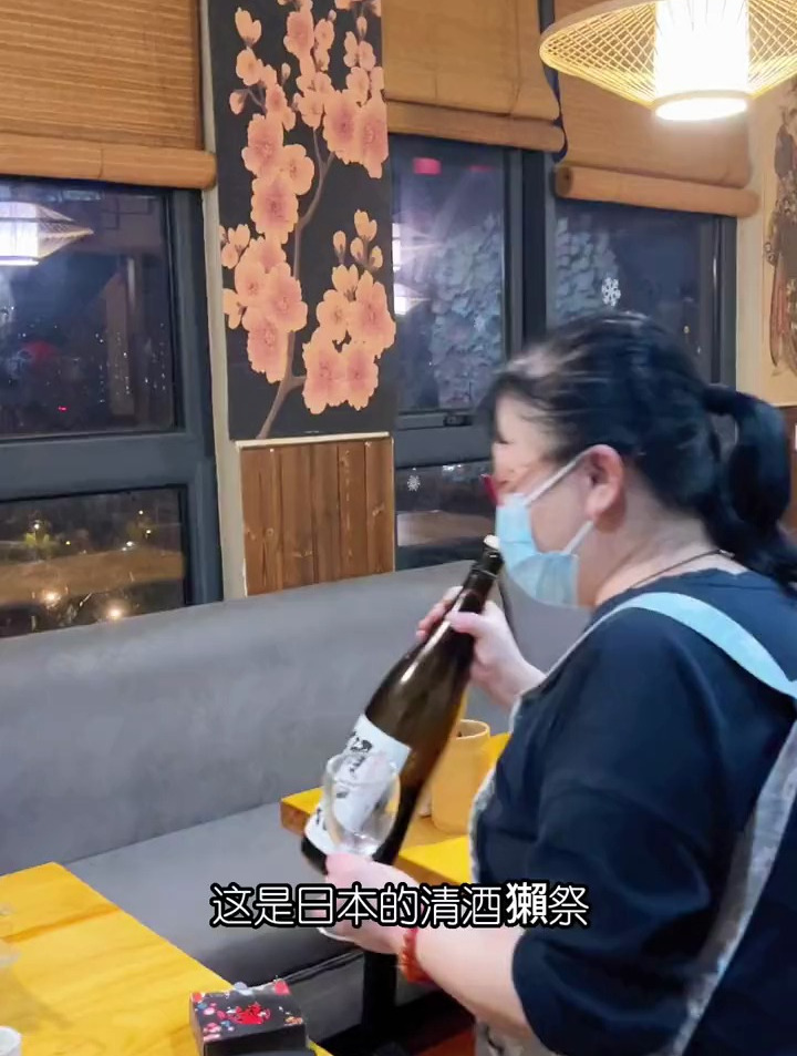 湘潭也有这么顶的日料,鳗鱼饭是必点的,还有鹅肝寿司