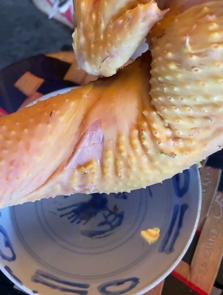 鸡肉稀饭云南少数民族鸡肉烂饭