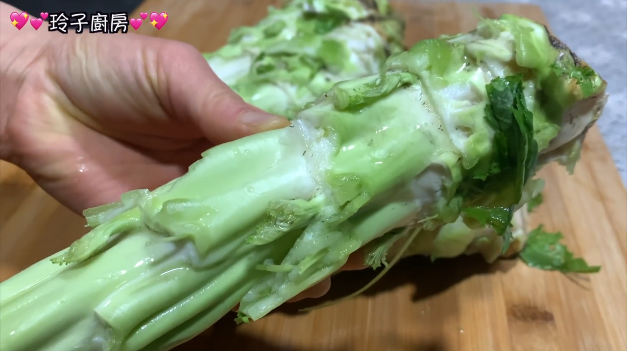 青菜头最近火了吃了19年,这做法第一次见,吃一次忘不掉真过瘾