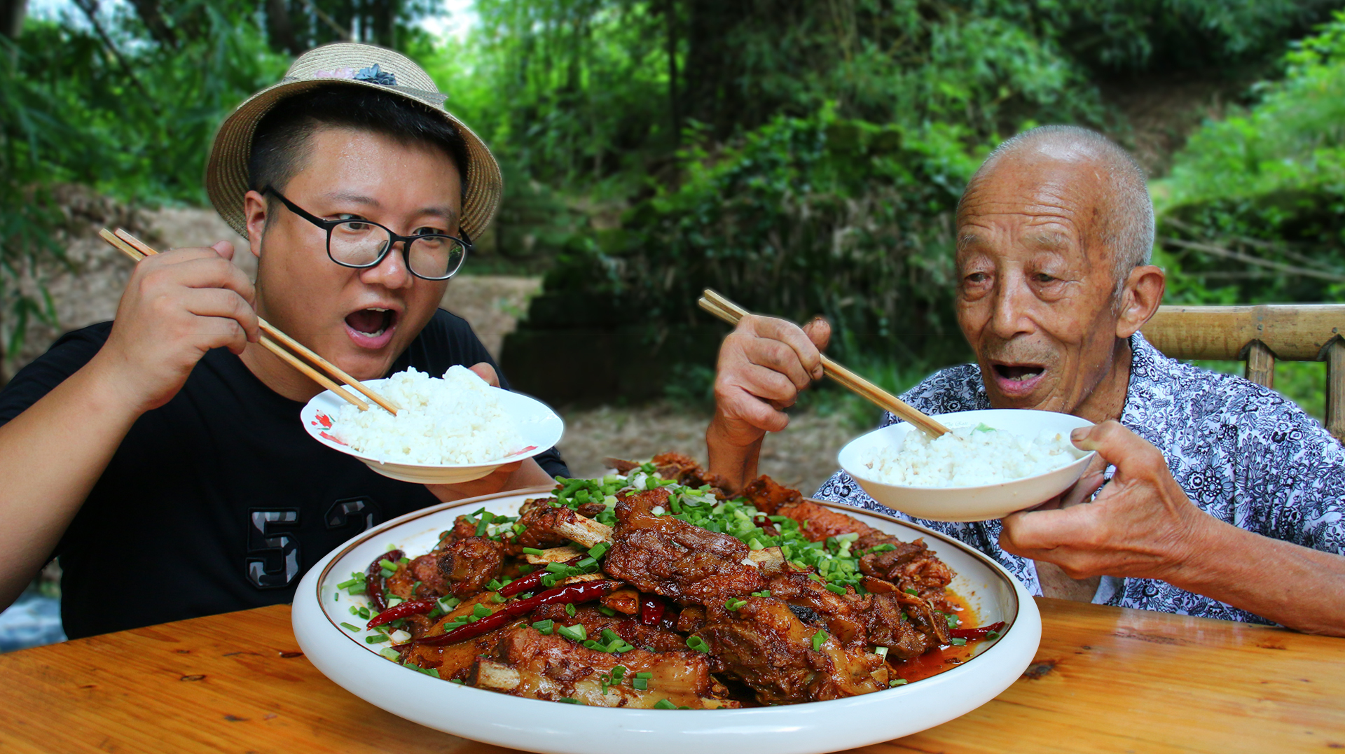 湖南名菜“姜辣排骨”家常做法,骨头软烂入味,味道很赞,收藏了