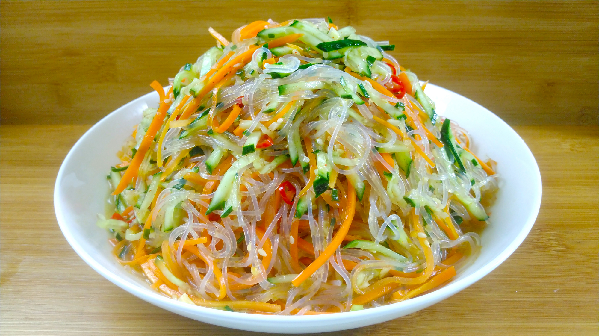 饭店的凉拌粉丝为啥那么好吃?原来做法这么简单,比吃肉还香