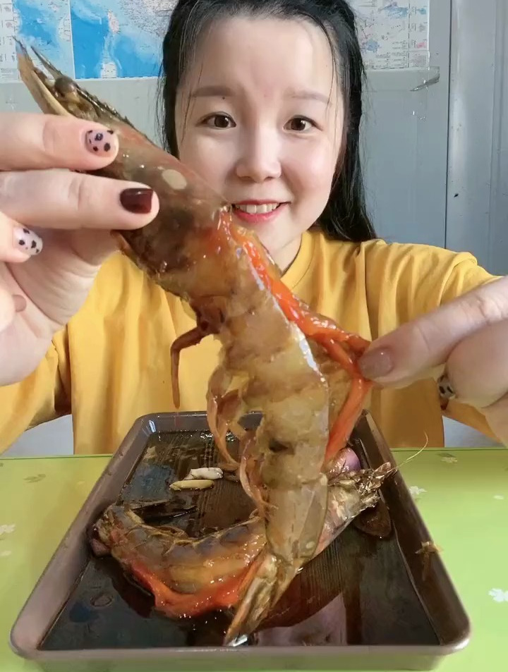 野生满黄大虾母