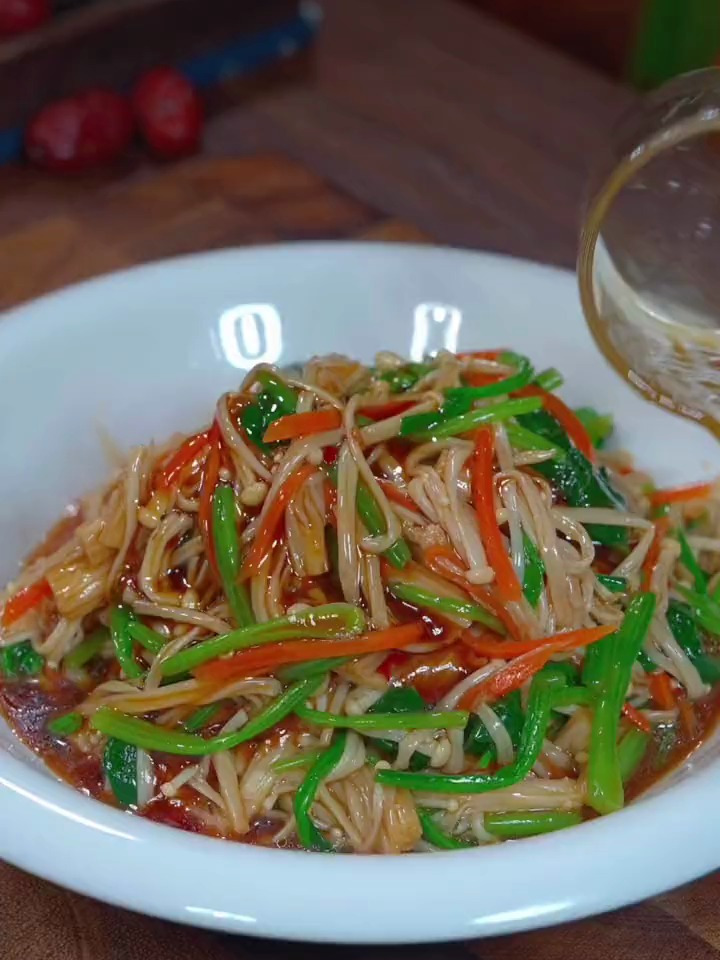 好吃又下酒的菠菜拌金针菇