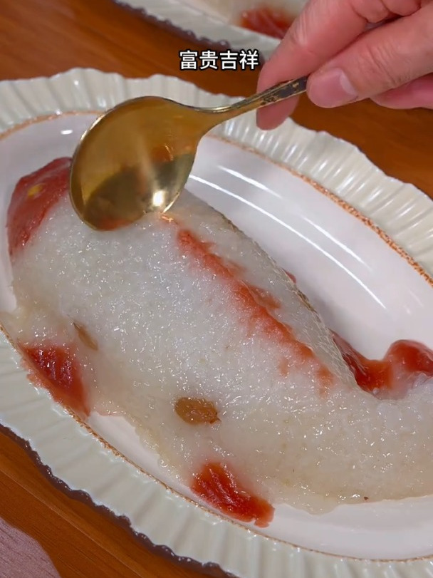 过年必吃的年年有余八宝饭