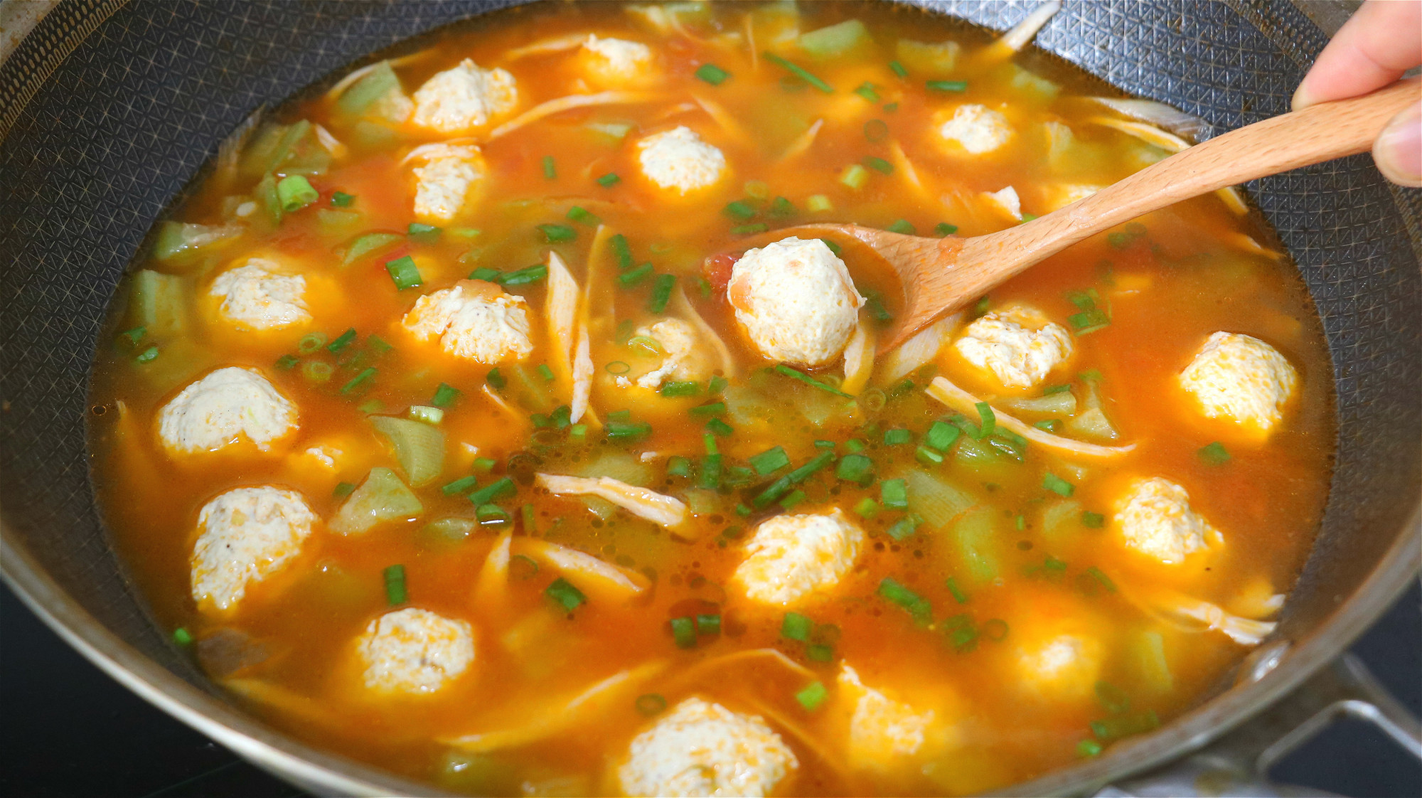 夏天没胃口不想吃饭,多喝这锅汤,清热去火,味道鲜,家人都喜欢