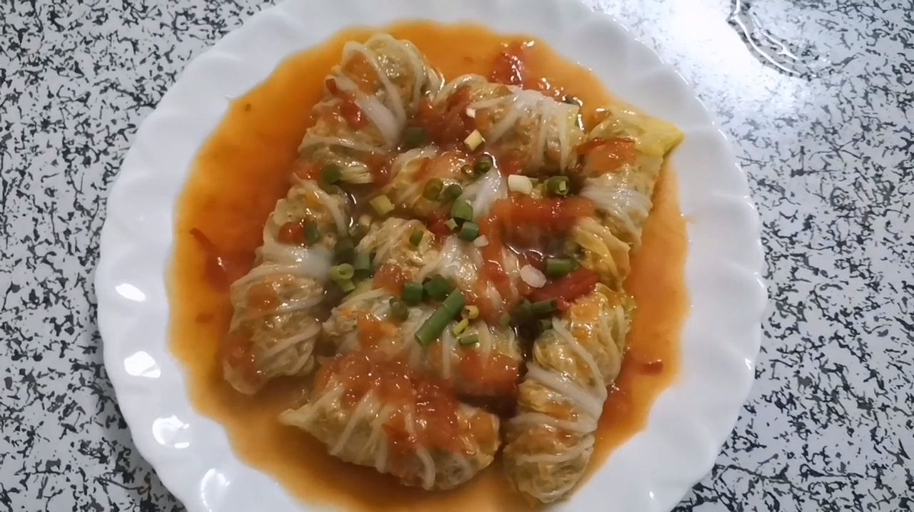 翡翠白玉卷简易版家常做法,猪肉和白菜这样做更美味,太好看了