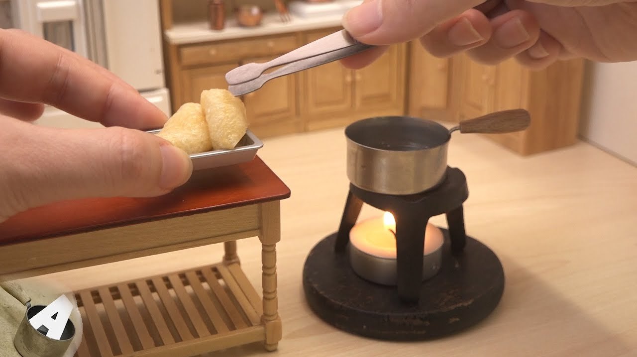 迷你厨房:看看这么小的微型食品樱花寿司卷,好吃吗