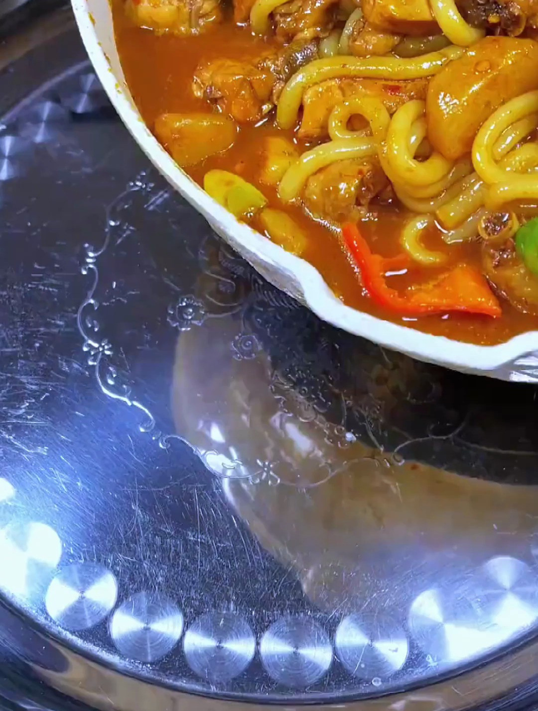 大盘鸡炒米粉,新疆特色美食