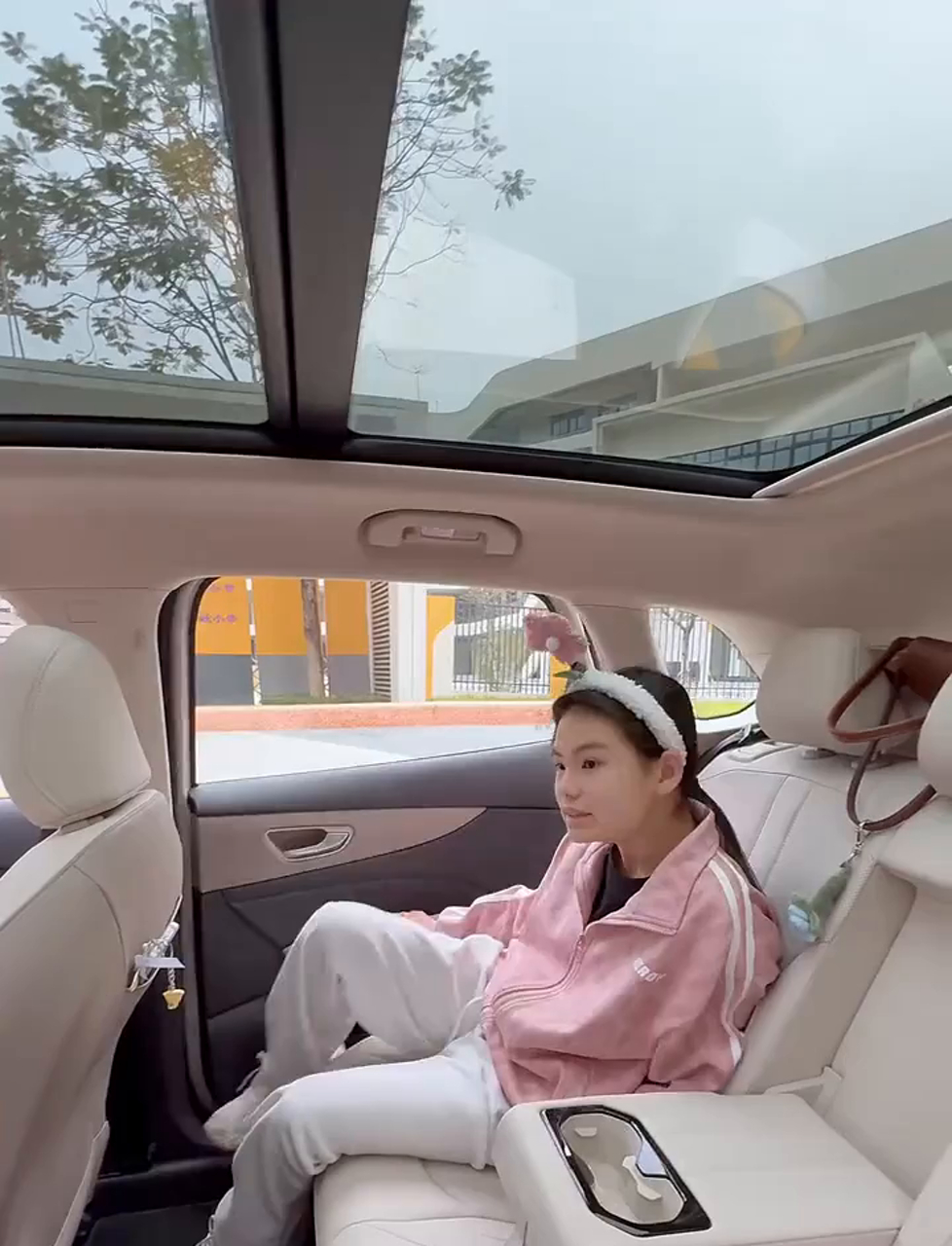 女儿居然用鱼骨拼了只仙鹤