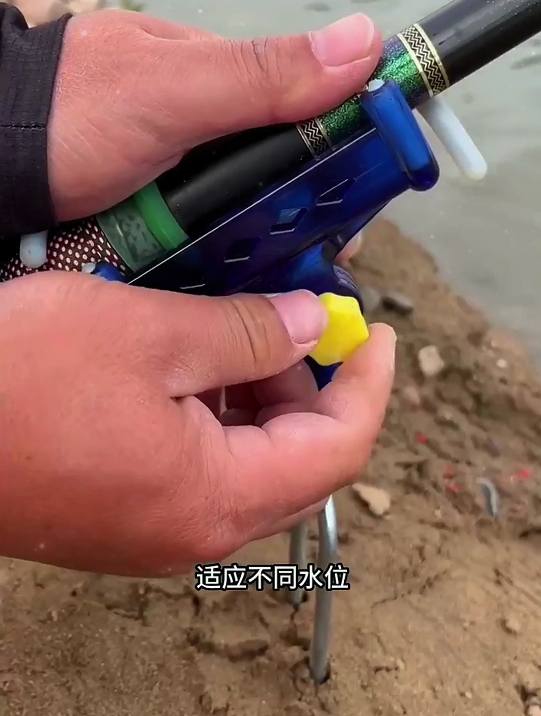 野钓想解放双手,鱼竿支架的选择并非越贵越好,关键看这1点!