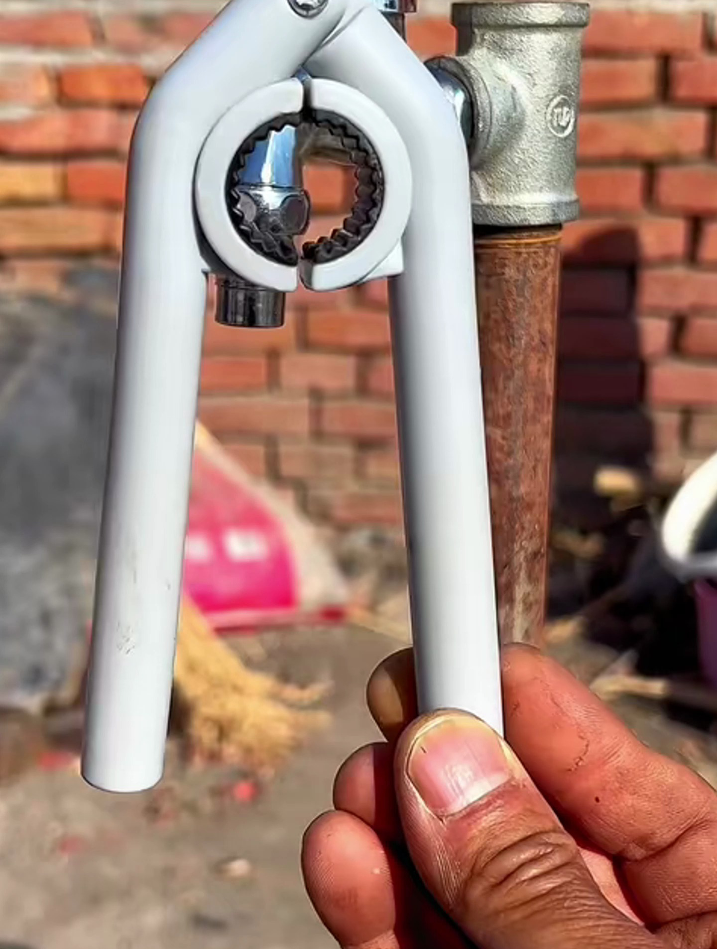 水龙头过滤网专用拆卸扳手,拆卸过滤网方便好用