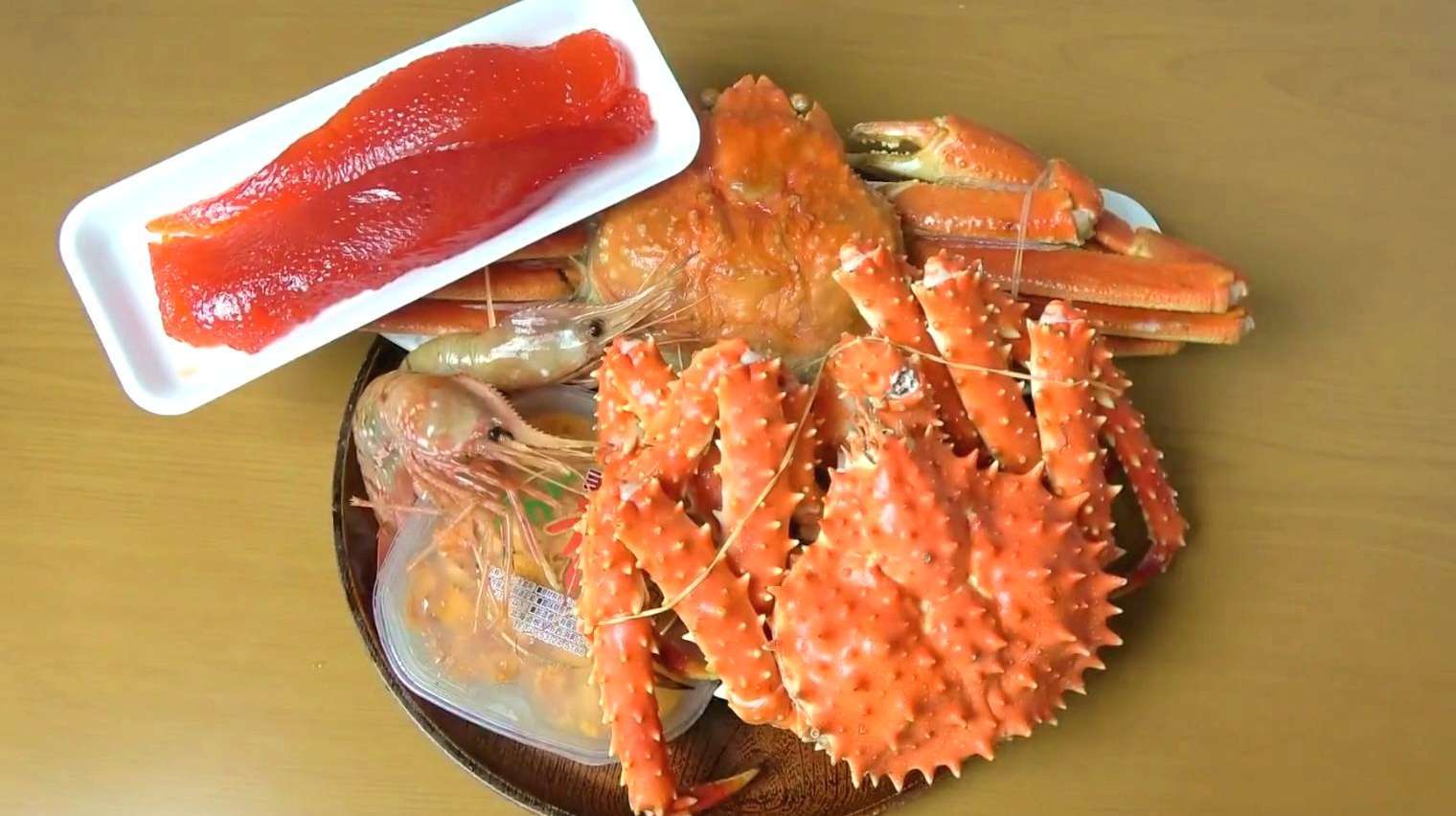 「海鲜小哥金子」日式超豪华的帝王蟹丼饭,大口无限吃蟹肉太爽啦!