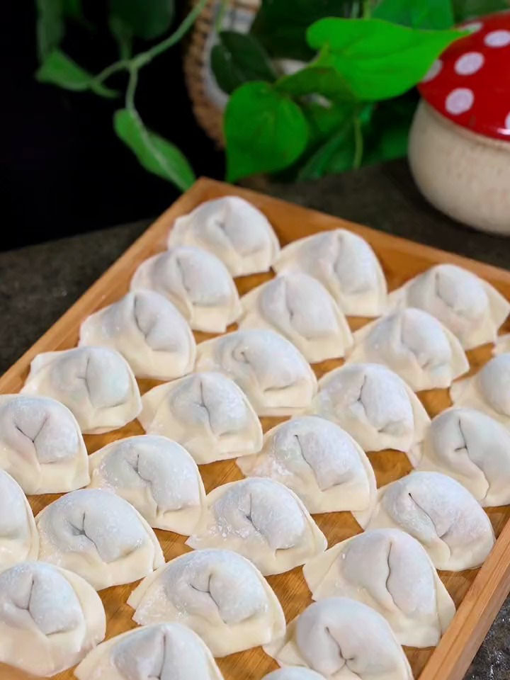 教你做荠菜馅馄饨