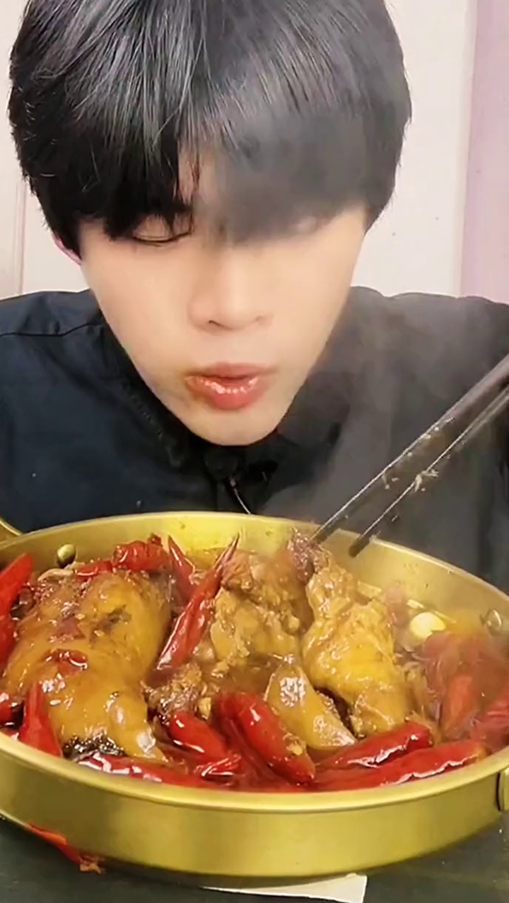 今天吃～猪头肉