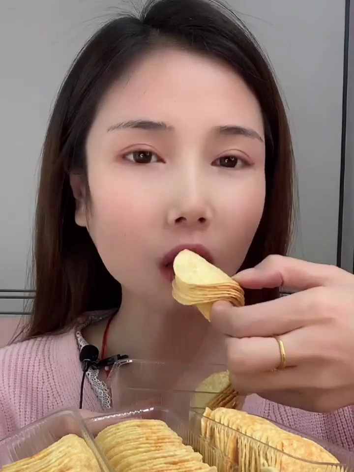 家人们喜欢的散成薯片