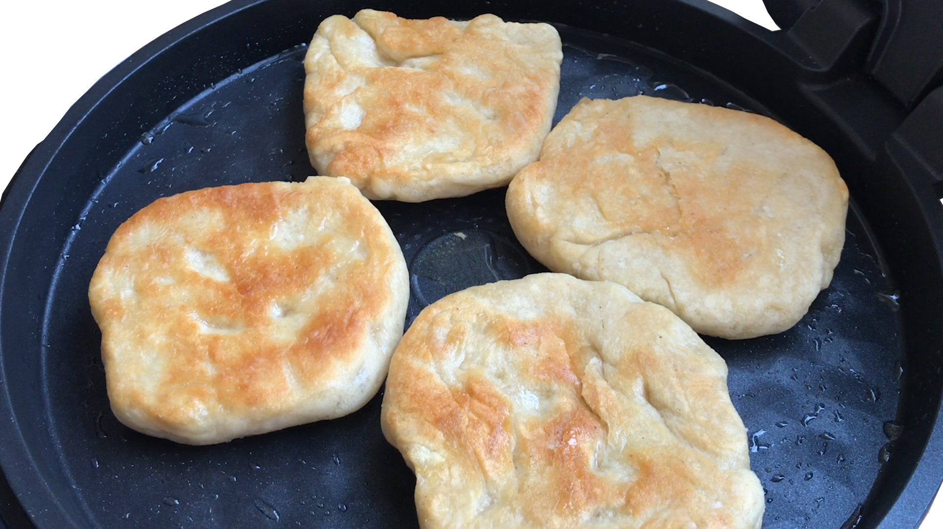 五香烧饼这样做,外皮香酥里面蓬松柔软,金黄色的火烧太美味了!