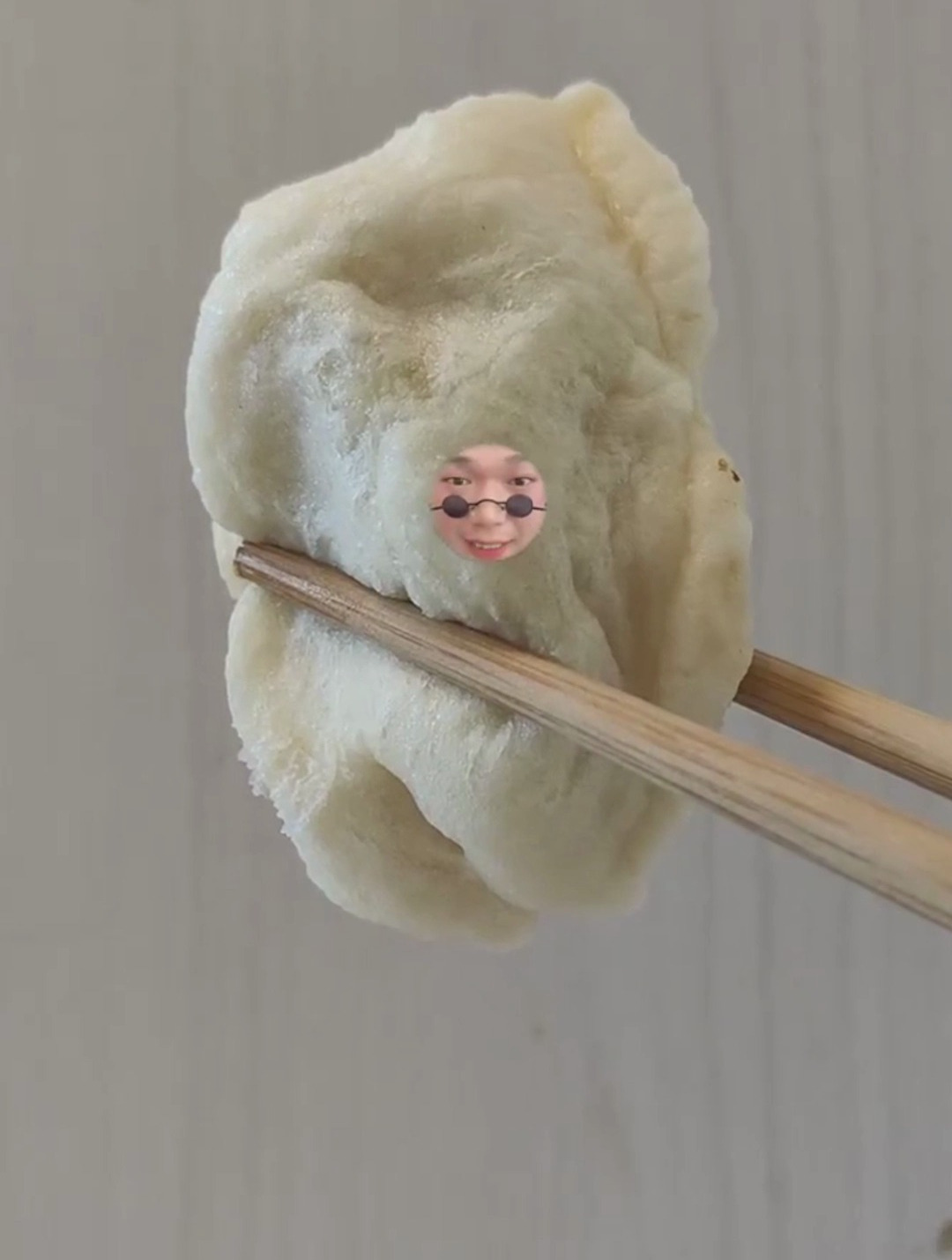 今天变成了包子,给你吃