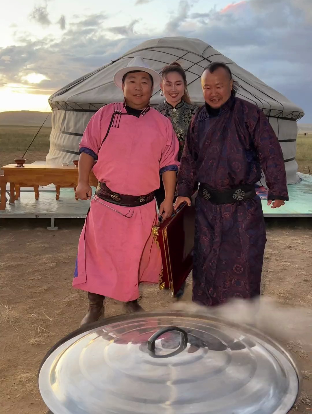 内蒙美好推荐官 草原美食 肚包肉羊肉肠 巴图安达