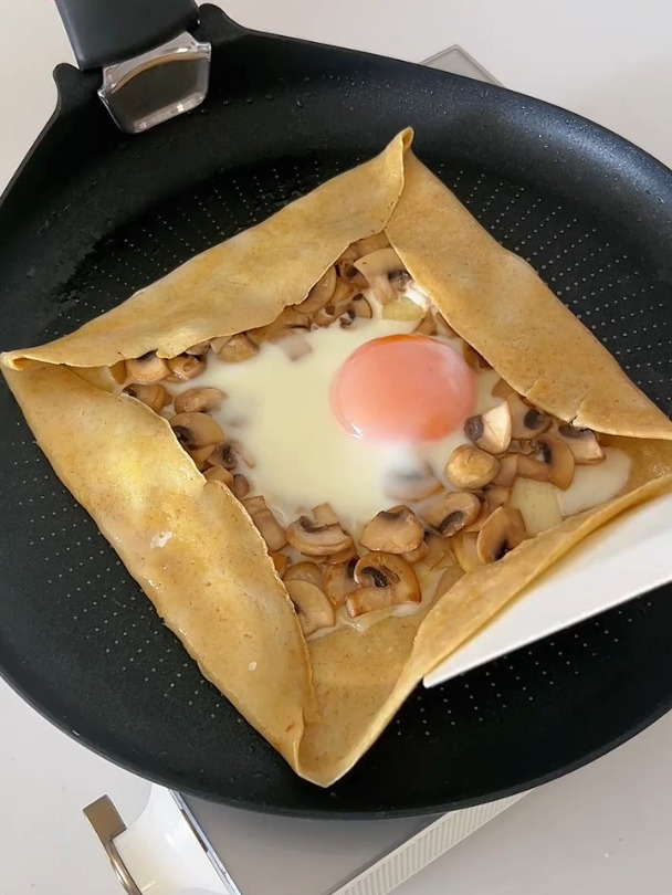 平底锅搞定,法式黑松露火腿可丽饼