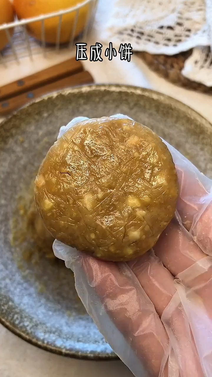 姐妹们!今天用豆浆粉和花生酱做的饼干!太香了!好吃又解馋!