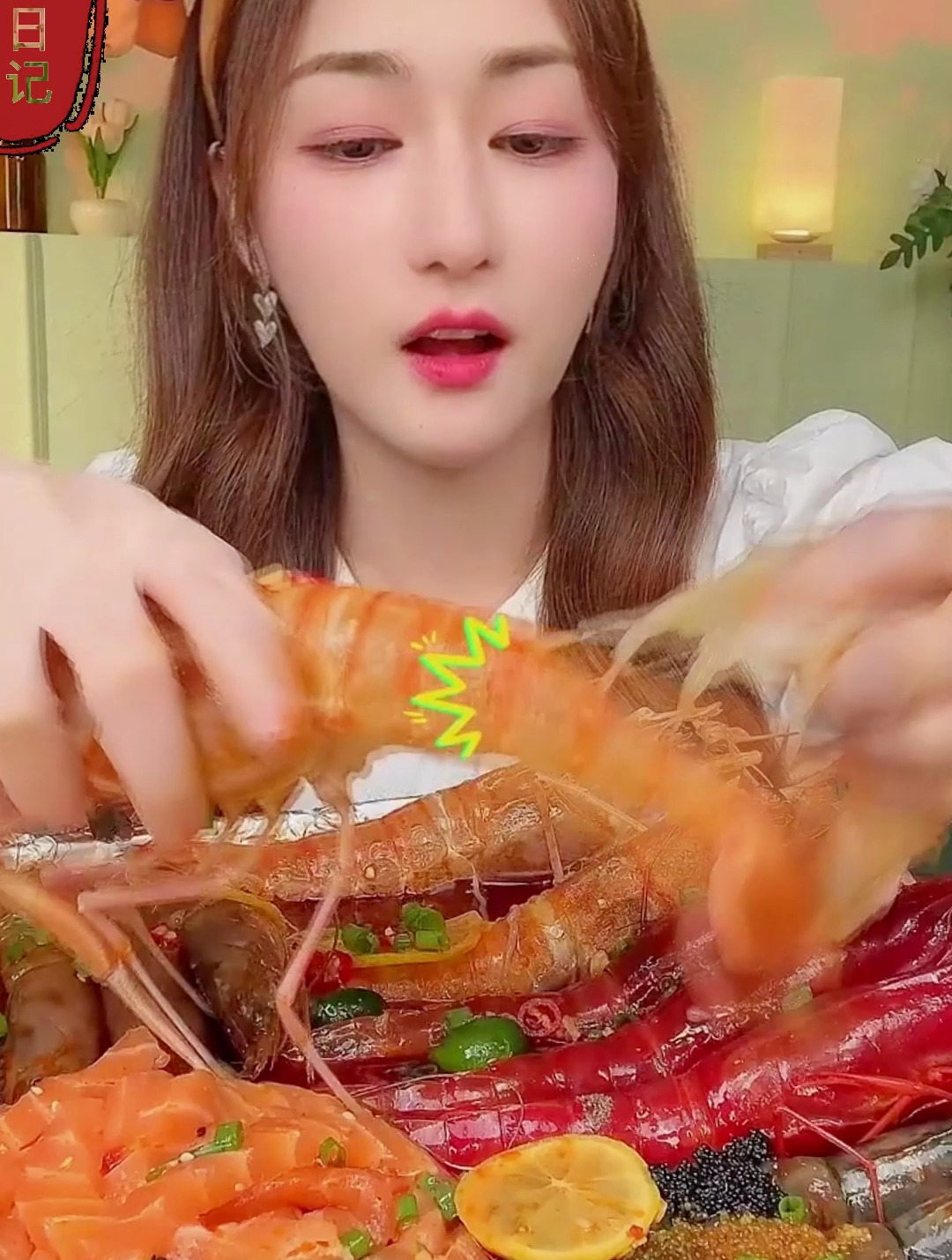 海鲜足够鲜,必须吃满满的蟹肉蟹膏拌饭快乐一整天海鲜美食诱惑你