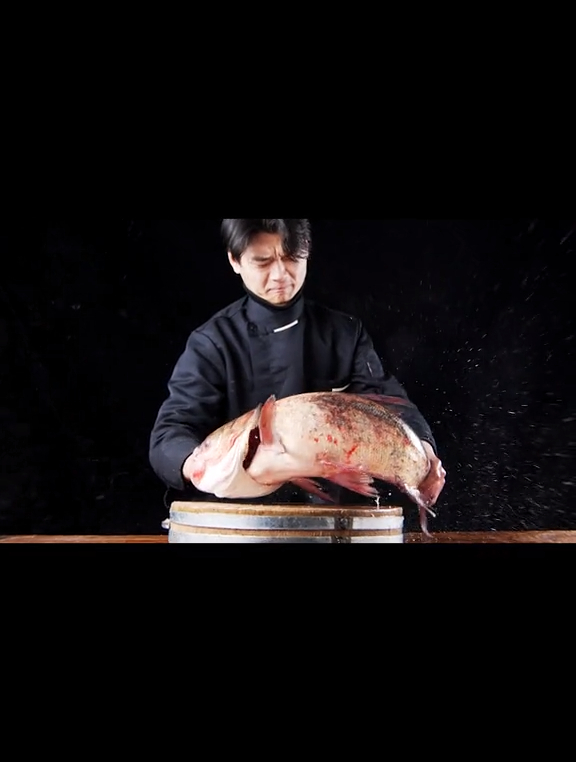 学会这道吊锅鱼头肯定牛气冲天!