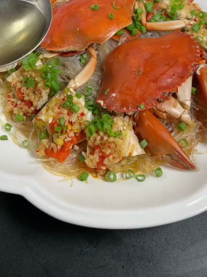 蒜蓉粉丝蒸螃蟹详细制作方法