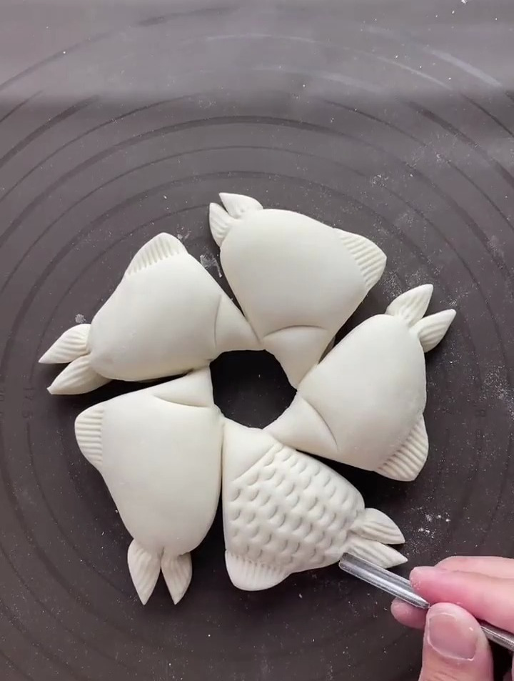 五条小鱼馒头 花样面食