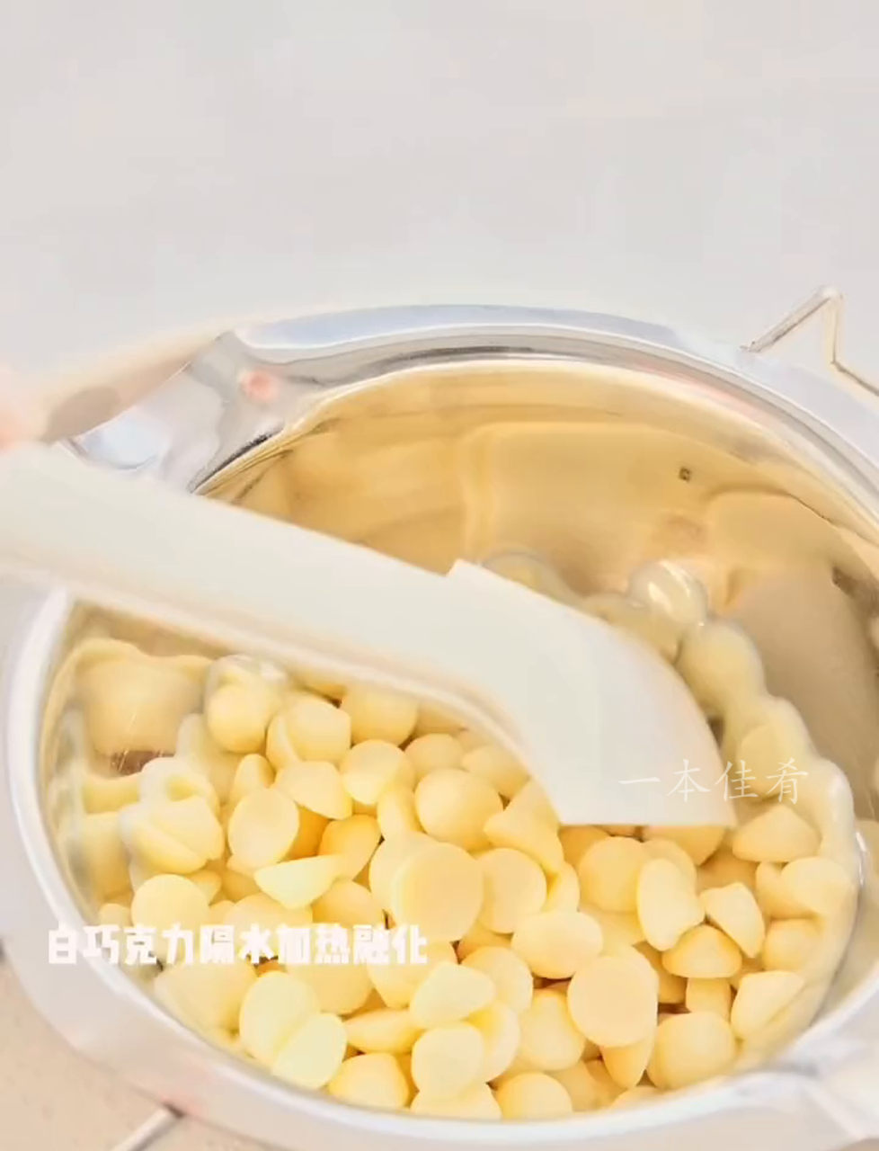 万圣节来啦!自己DIY超萌巧克力棉花糖,变身粉嫩可爱鬼