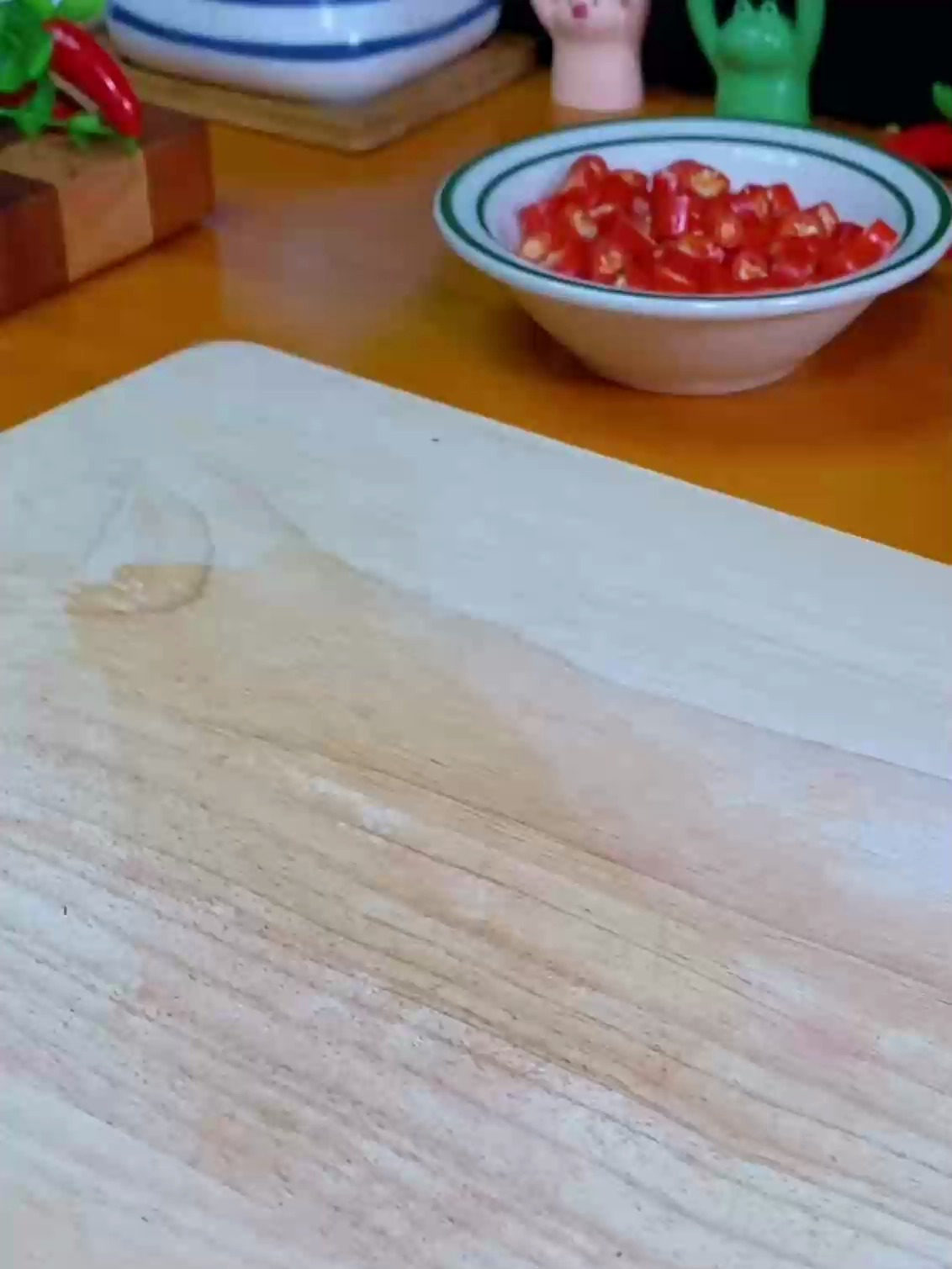 香菜炒牛肉香菜炒牛肉这样做,都能吃三碗大米饭,太好好吃啦～