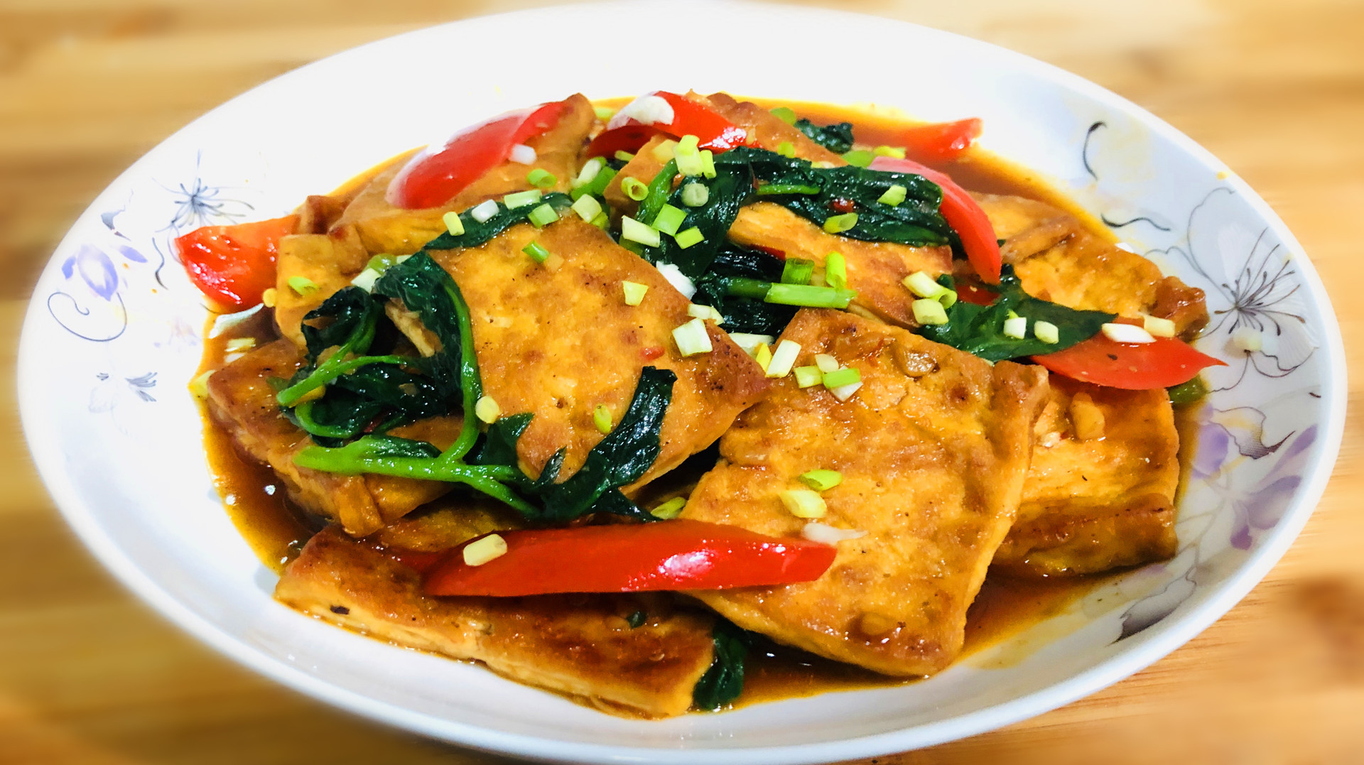 豆腐最简单最家常的做法、这样做好看又好吃、家常豆腐一看就会做
