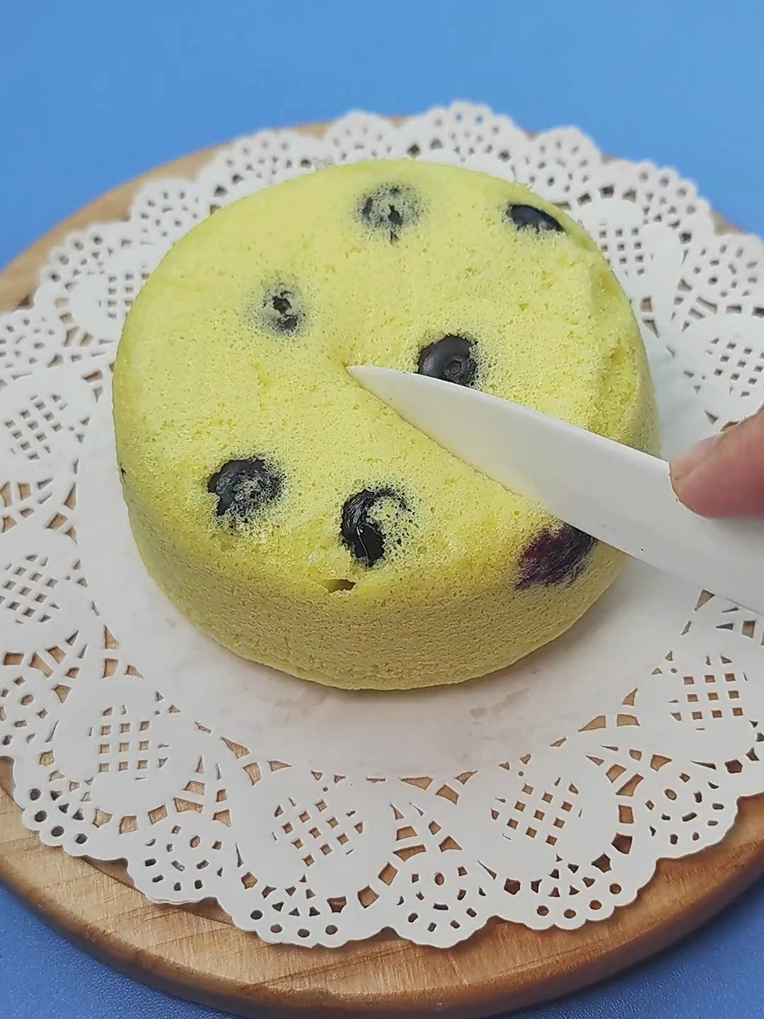 8月龄宝宝辅食,蓝莓蛋糕,松软入口即化,宝宝没牙也能吃