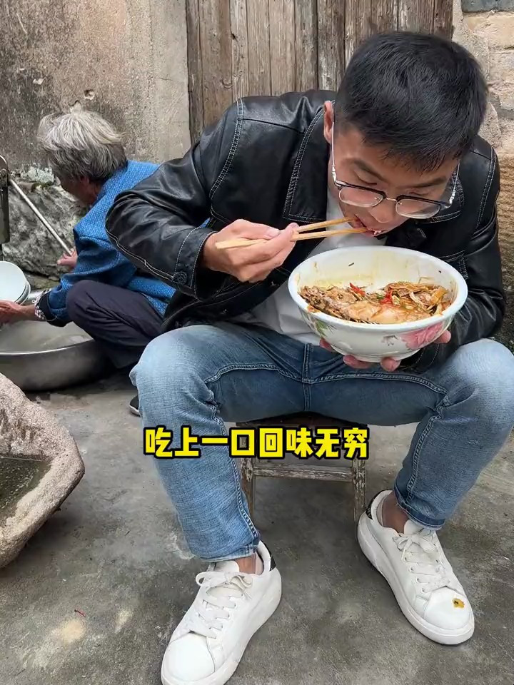 臭鳜鱼作为徽菜的代表菜,很多人却没吃过,快来看看吧